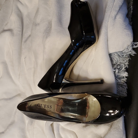 Guess stiletto, black patent leather - Picture 2 of 2